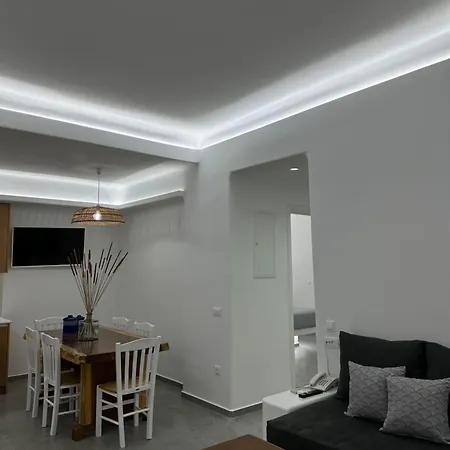 Ac Village Christoulis מלון דירות 2*
